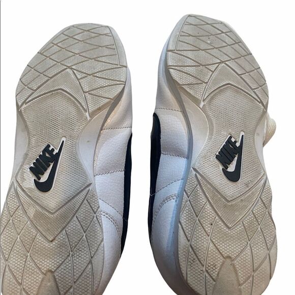 Nike Stamina Training Shoes White/Black Size 8 - Picture 8 of 12